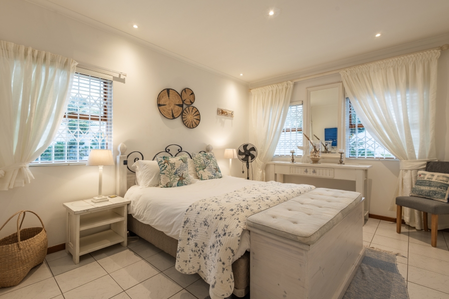 4 Bedroom Property for Sale in Lower Robberg Western Cape